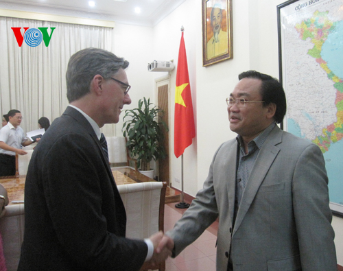 รองนายกรัฐมนตรี หว่างจูงหาย ให้การต้อนรับรองประธานธนาคารโลก